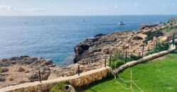 Seafront Apartment Es Forti