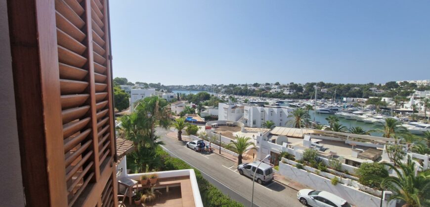 PENTHOUSE WITH INCREDIBLE SEA VIEWS 595.000€