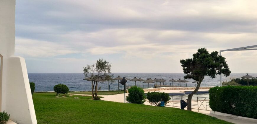 FULLY REFURBISHED SEA VIEW APARTMENT 315.000€