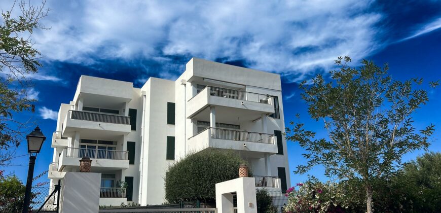 VENDIDO – INCREIBLE ATICO CERCA DEL PUERTO Y DEL CENTRO 439.500€.