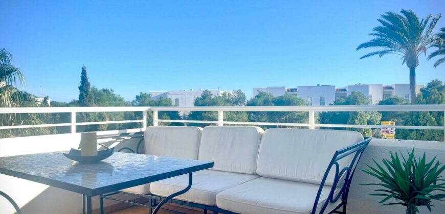 APARTAMENTO MODERNO CERCA DEL PUERTO DE CALA D’OR 339.500€