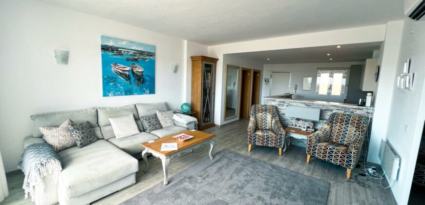 RESERVED – AMAZING PENTHOUSE APARTMENT CLOSE TO THE MARINA AND CENTRE 439.500€