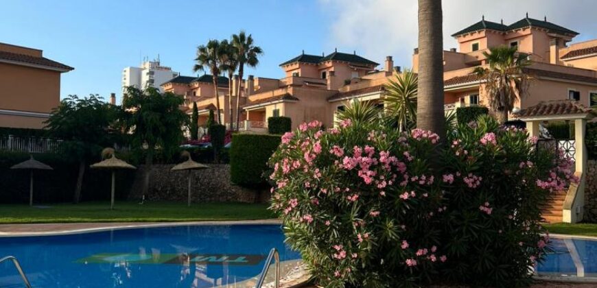 TRAUMHAFTE WOHNUNG IM ERDGESCHOSS IN CALAS DE MALLORCA 279.000€