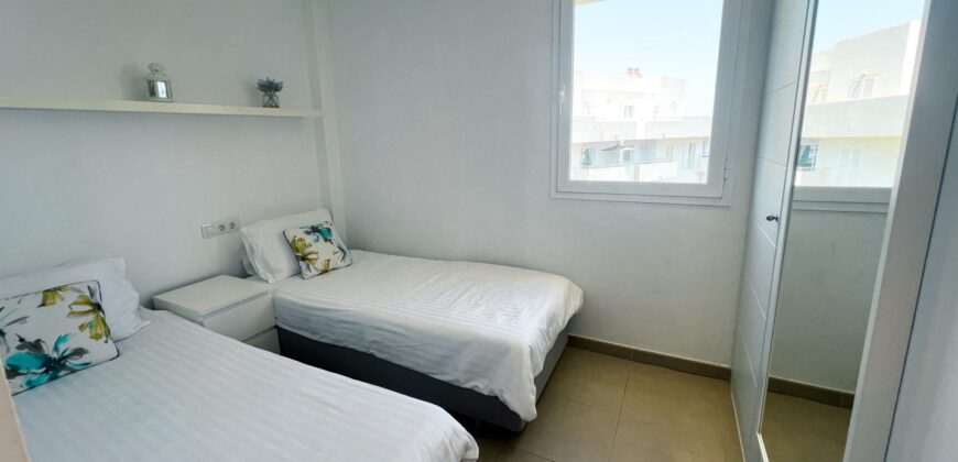 AMAZING PENTHOUSE WITH PRIVATE ROOF TERRACE “EL PUERTO 2” 349.900€