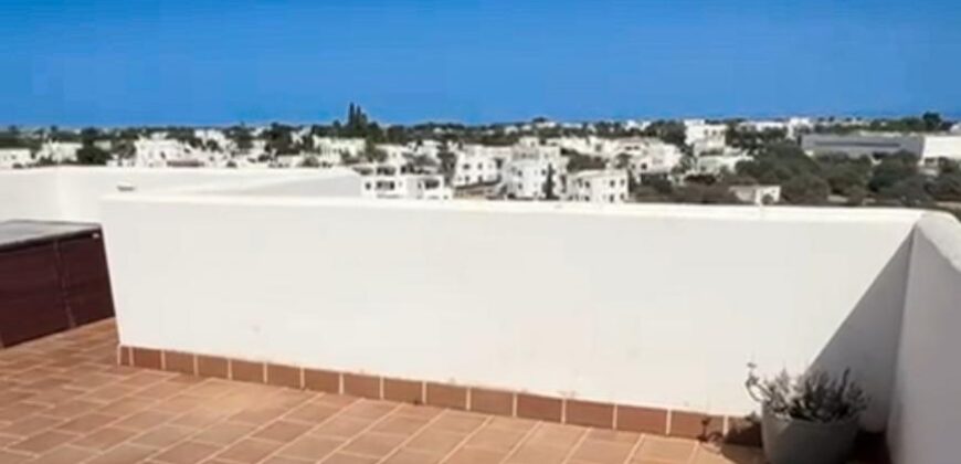 AMAZING PENTHOUSE WITH PRIVATE ROOF TERRACE “EL PUERTO 2” 349.900€