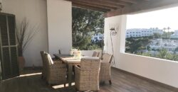 RESERVADO – ÁTICO EN UBICACIÓN PRIVILEGIADA CON VISTAS AL PUERTO 599.999€.