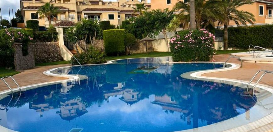 TRAUMHAFTE WOHNUNG IM ERDGESCHOSS IN CALAS DE MALLORCA 279.000€