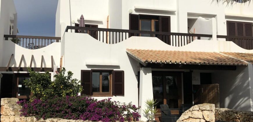 SOLD – TERRACED HOUSE WITH TOURIST RENTAL LICENSE!!! CALA EGOS 549.900€