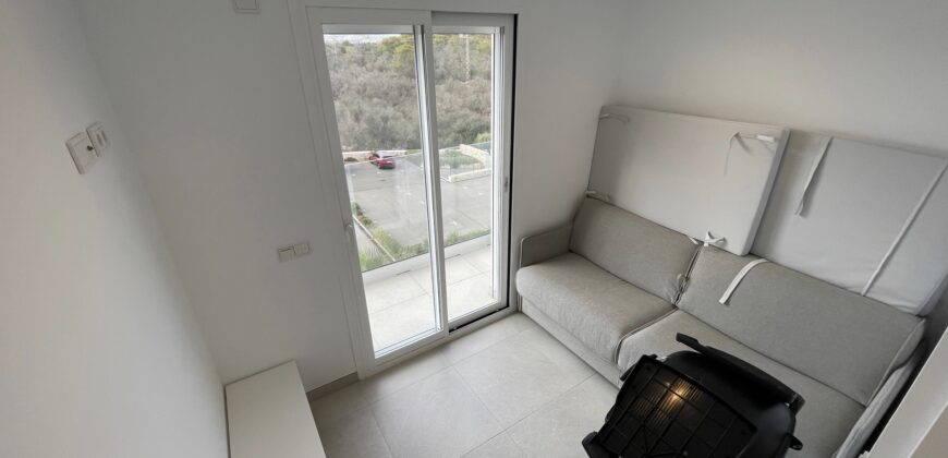 APARTMENTO CON VISTAS A SANT SALVADOR EN CALA D’OR 389.900€.