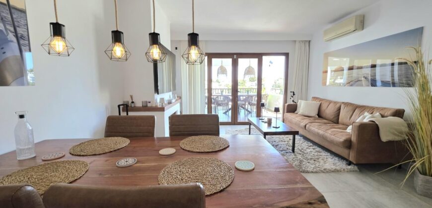 CHARMING PENTHOUSE WITH STUNNING VIEWS OF THE MARINA CALA D´OR