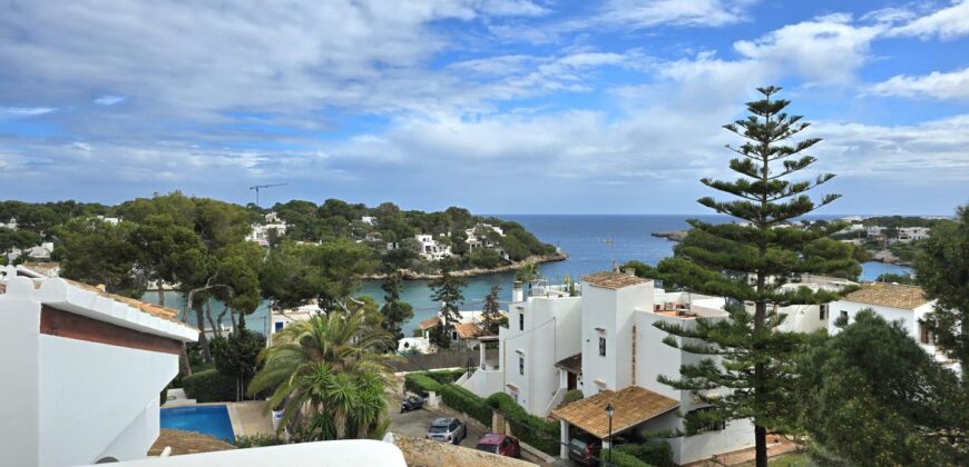 APARTMENT WITH VIEWS TO THE CRYSTAL BLUE SEA