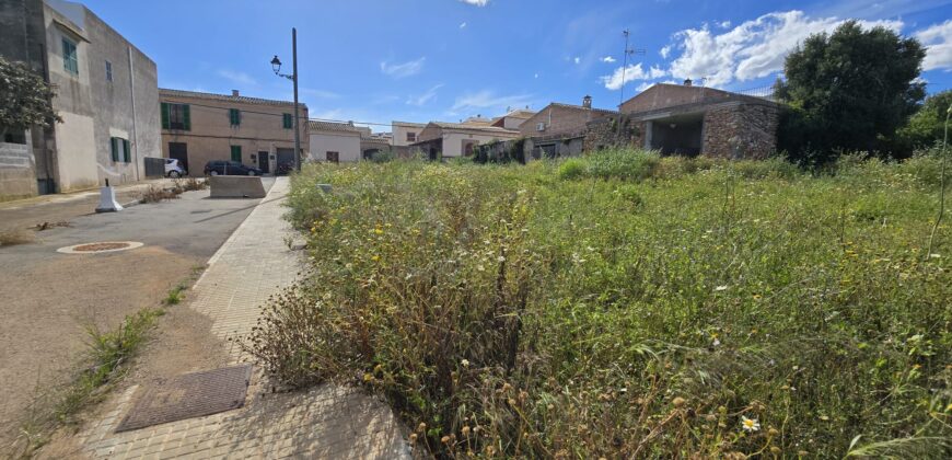 URBAN PLOT IN THE BEAUTIFUL VILLAGE CALONGE