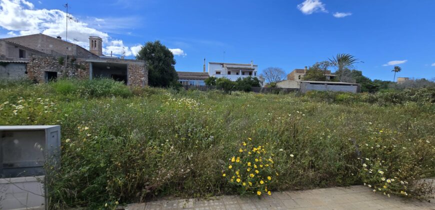 URBAN PLOT IN THE BEAUTIFUL VILLAGE CALONGE