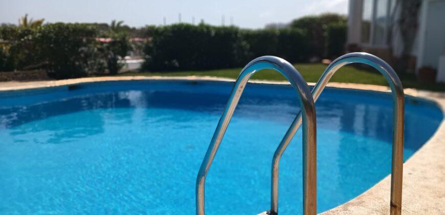 IMPRESIONANTE ÁTICO EN VENTA EN LA MARINA DE CALA D’OR