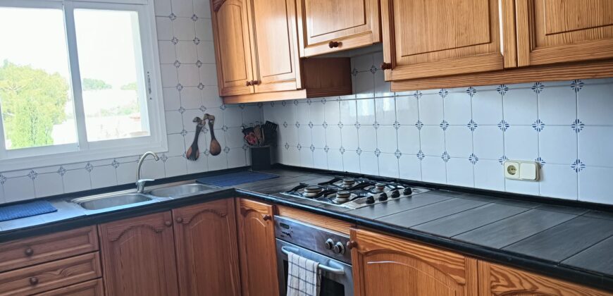 IMPRESIONANTE ÁTICO EN VENTA EN LA MARINA DE CALA D’OR