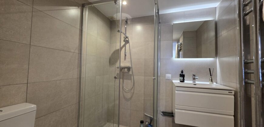 DUPLEX DE ESTILO IBICENCO CON VISTA AL MAR, EN CALA FERRERA