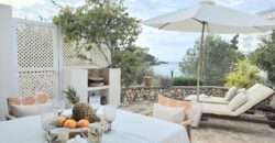 DUPLEX DE ESTILO IBICENCO CON VISTA AL MAR, EN CALA FERRERA