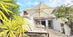 DUPLEX DE ESTILO IBICENCO CON VISTA AL MAR, EN CALA FERRERA