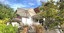 DUPLEX DE ESTILO IBICENCO CON VISTA AL MAR, EN CALA FERRERA