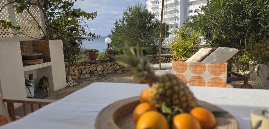 IBIZAN-STYLE DUPLEX WITH SEA VIEWS FOR SALE, CALA FERRERA