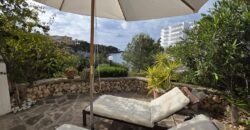 DUPLEX DE ESTILO IBICENCO CON VISTA AL MAR, EN CALA FERRERA