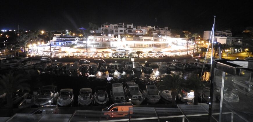 STUNNING PENTHOUSE FOR SALE IN CALA D´OR MARINA