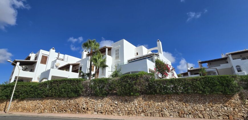STUNNING PENTHOUSE FOR SALE IN CALA D´OR MARINA