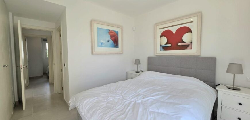 PENTHOUSE APARTMENT ONLY 5 MIN WALK FROM THE CALA D’OR MARINA 369.500€