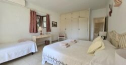 CASA DE CAMPO CON MUCHO CARÁCTER Y LICENCIA TURÍSTICA, ENTRE CALA D´OR Y CALONGE