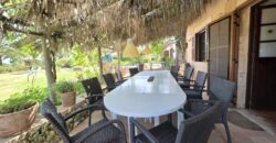 CASA DE CAMPO CON MUCHO CARÁCTER Y LICENCIA TURÍSTICA, ENTRE CALA D´OR Y CALONGE