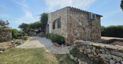 CASA DE CAMPO CON MUCHO CARÁCTER Y LICENCIA TURÍSTICA, ENTRE CALA D´OR Y CALONGE