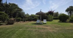 CASA DE CAMPO CON MUCHO CARÁCTER Y LICENCIA TURÍSTICA, ENTRE CALA D´OR Y CALONGE