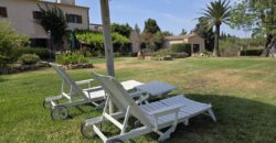 CASA DE CAMPO CON MUCHO CARÁCTER Y LICENCIA TURÍSTICA, ENTRE CALA D´OR Y CALONGE