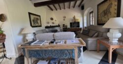 CASA DE CAMPO CON MUCHO CARÁCTER Y LICENCIA TURÍSTICA, ENTRE CALA D´OR Y CALONGE
