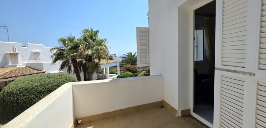 VILLA CON VISTA AL MAR EN SEGUNDA LINEA DEL MAR