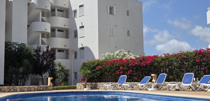 MODERN APARTMENT NEAR THE MARINA FOR SALE, CALA D´OR