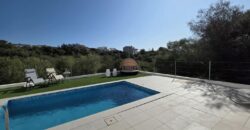MODERNA CASA ADOSADA EN PORTOCOLOM 719.800 €