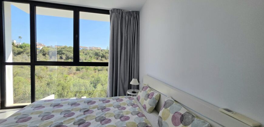 MODERNA CASA ADOSADA EN PORTOCOLOM 719.800 €