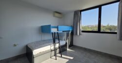 MODERNA CASA ADOSADA EN PORTOCOLOM 719.800 €