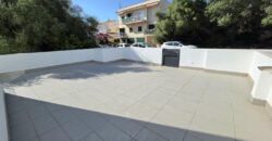 MODERNA CASA ADOSADA EN PORTOCOLOM 719.800 €