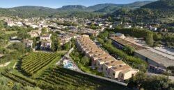 NUEVAS CASAS ADOSADAS EN ESPORLES, EN LA SERRA DE TRAMUNTANA, CONSTRUIDAS POR TAYLOR WIMPEY A PARTIR DE 795 000 €.