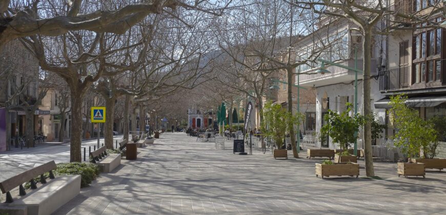 NUEVAS CASAS ADOSADAS EN ESPORLES, EN LA SERRA DE TRAMUNTANA, CONSTRUIDAS POR TAYLOR WIMPEY A PARTIR DE 795 000 €.