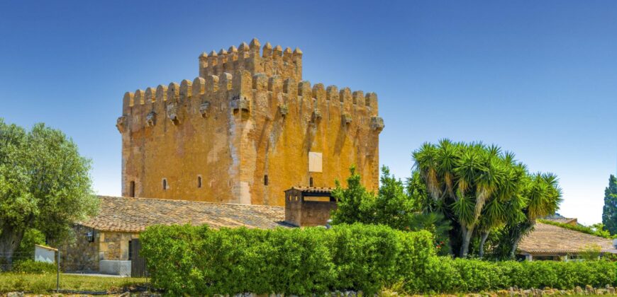 NEW APARTMENTS + TOWNHOUSES + DUPLEXES BUILT BY TAYLOR WIMPEY IN CAPDEPERA 