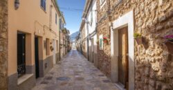 NUEVAS CASAS ADOSADAS EN ESPORLES, EN LA SERRA DE TRAMUNTANA, CONSTRUIDAS POR TAYLOR WIMPEY A PARTIR DE 795 000 €.