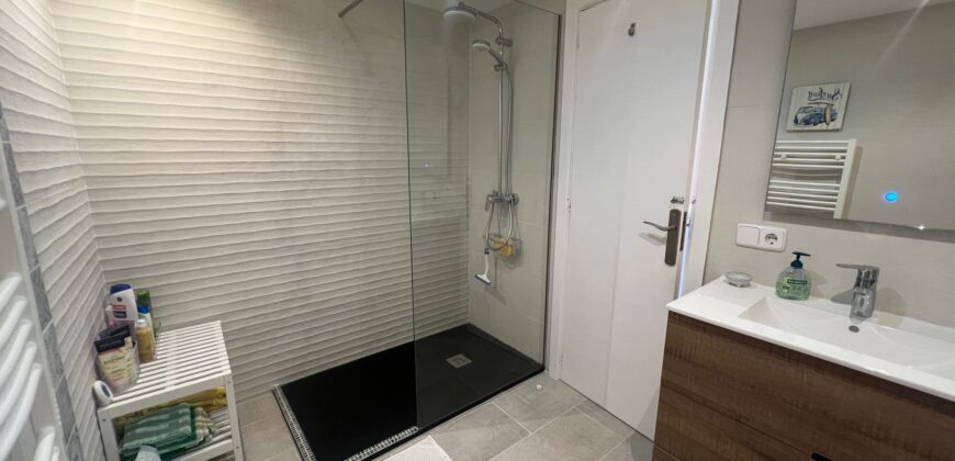 FANTÁSTICO APARTAMENTO DÚPLEX EN EXCLUSIVO COMPLEJO, EN VENTA