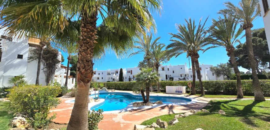 FANTÁSTICO APARTAMENTO DÚPLEX EN EXCLUSIVO COMPLEJO, EN VENTA