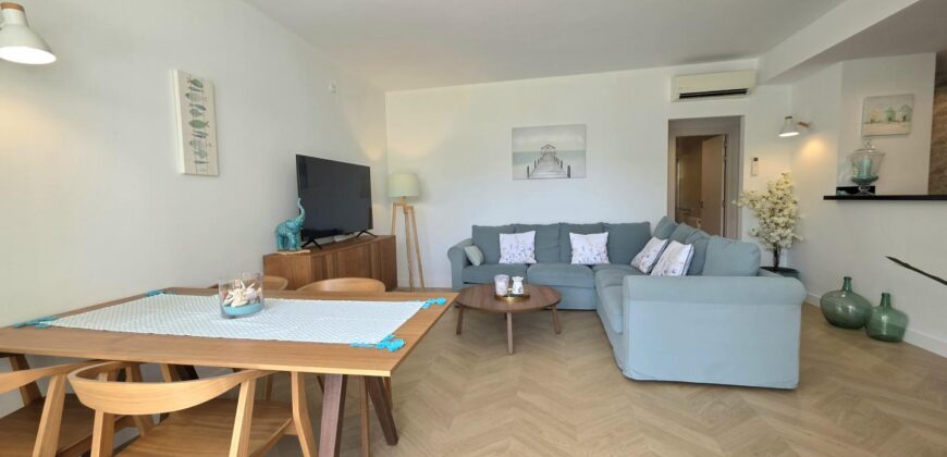 ESPECTACULAR PISO EN PLANTA BAJA CON JARDÍN PRIVADO 469.500 €