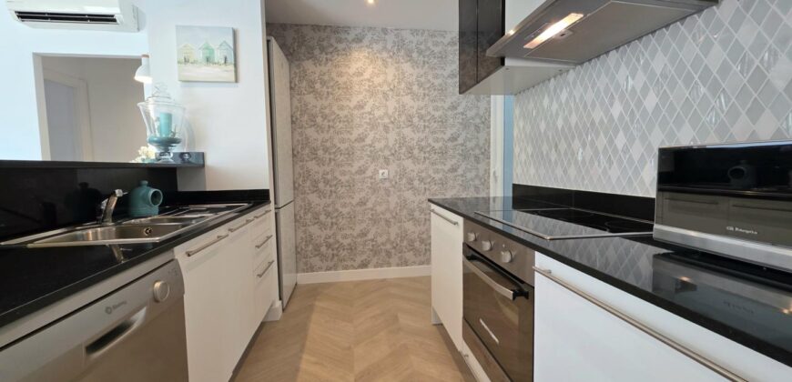 ESPECTACULAR PISO EN PLANTA BAJA CON JARDÍN PRIVADO 469.500 €