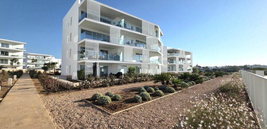 BRAND NEW MODERN GROUND FLOOR APARTMENT “LA MAR” 790.000€