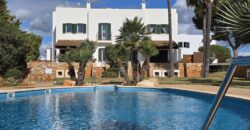 RESERVIERT!! ATTRAKTIVE DOPPELHAUSHÄLFTE ZU VERKAUFEN, CALA D’OR